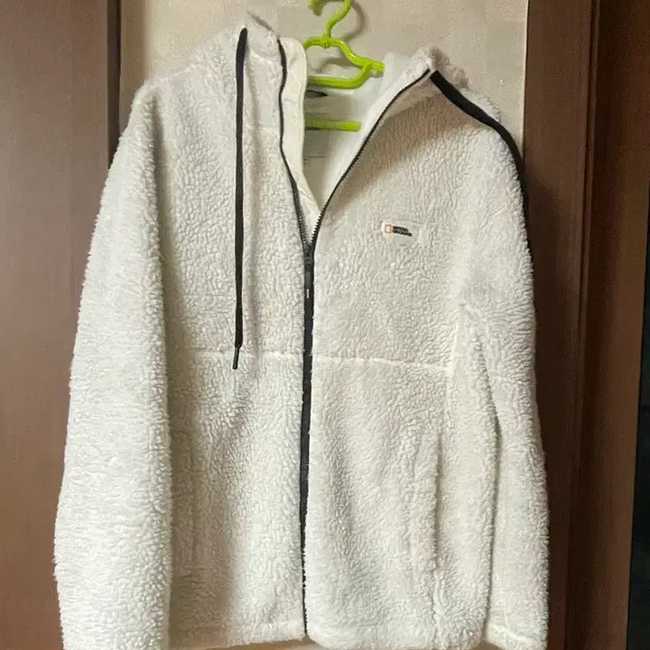 [BUNJANG] National Geographic White Fleece Jacket M / 내셔널지오그래픽 뽀글이 흰색 후리스자켓 M