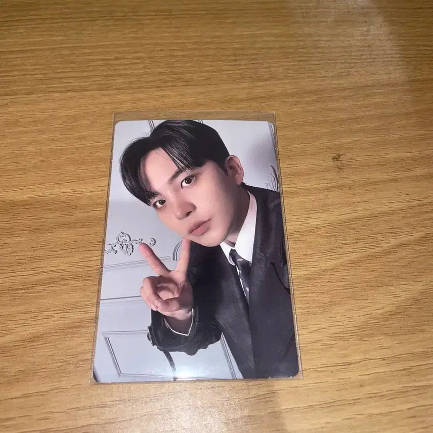 에이티즈 종호 골든아워 파트4 / 2photocards
