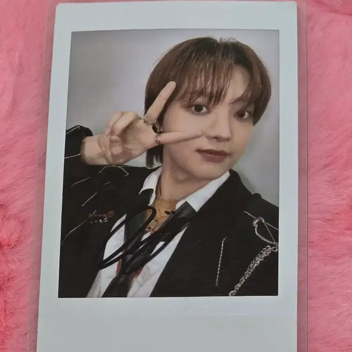 [BUNJANG] &TEAM Uiju Signed Polaroid / 앤팀 의주 싸인 체키