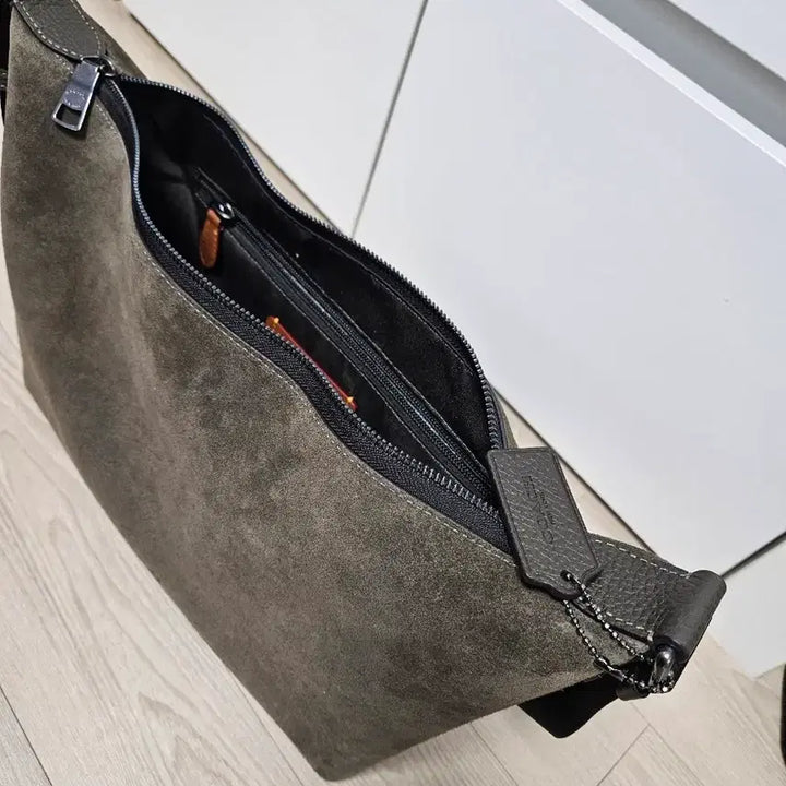 [BUNJANG] Coach Suede Crossbody Bag / 새상품) 코치 크로스백 스웨이드 카키그린