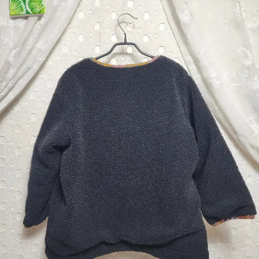 [BUNJANG] Embroidered Boucle Jacket (Women's) / 8부소매 자수 뽀글이자켓 여성55~66