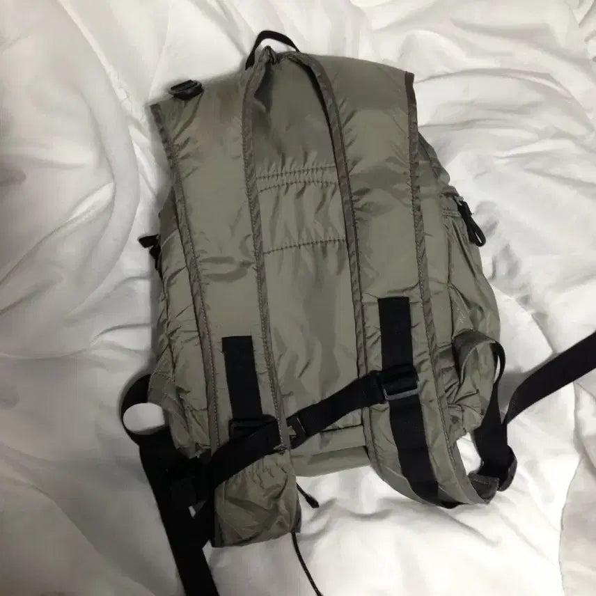 [BUNJANG] Low Classic Mini String Backpack Khaki / 로우클래식 미니 스트링 백팩 카키