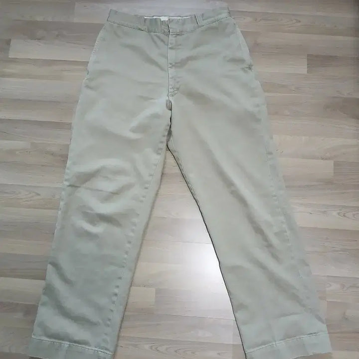 [BUNJANG] Buzz Rickson WW2 &amp; Vietnam Era US Military Wool Trousers &amp; Chino Pants Bundle / WW2 1940s 미군 울 버즈릭슨 원형 바지 1960 베트남전 치노