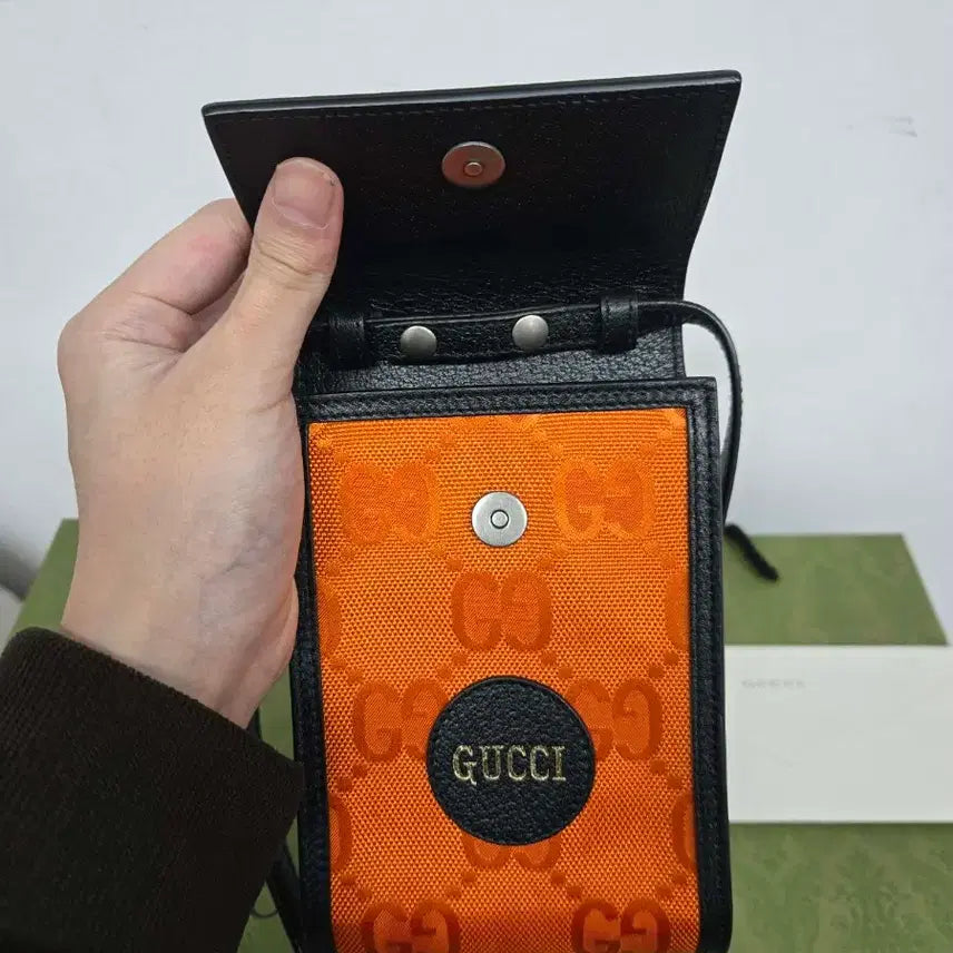 [BUNJANG] Gucci Off The Grid Phone Holder Bag / [보증서 정품] 구찌 오프더그리드 폰홀더백