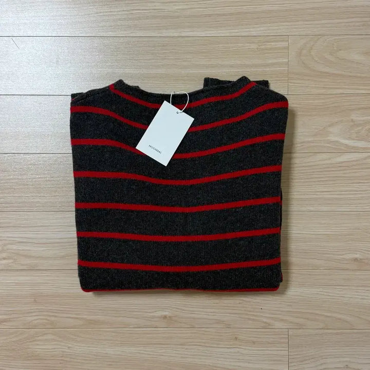 [BUNJANG] Moon DaL Blando Stripe Knit in Red / 문달 니트 Blando Stripe Knit in Red