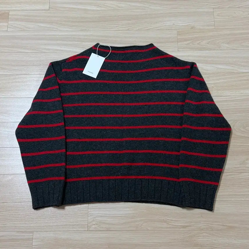 [BUNJANG] Moon DaL Blando Stripe Knit in Red / 문달 니트 Blando Stripe Knit in Red