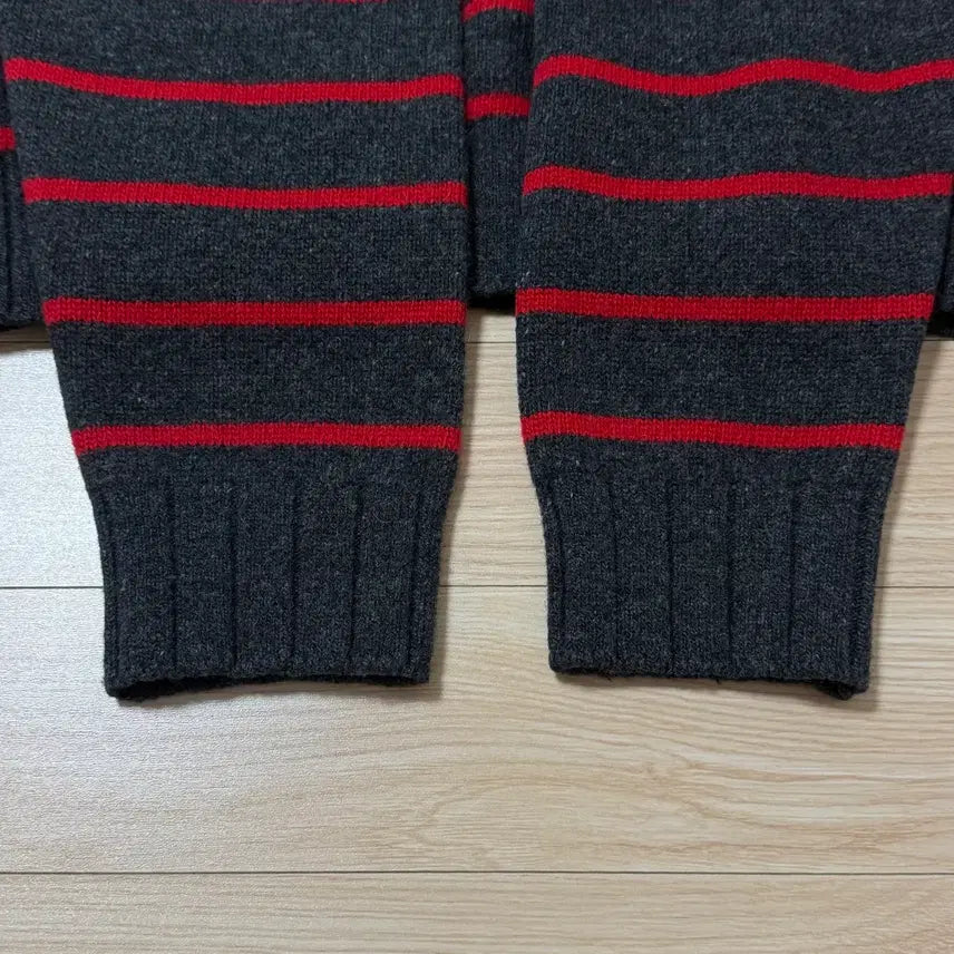 [BUNJANG] Moon DaL Blando Stripe Knit in Red / 문달 니트 Blando Stripe Knit in Red