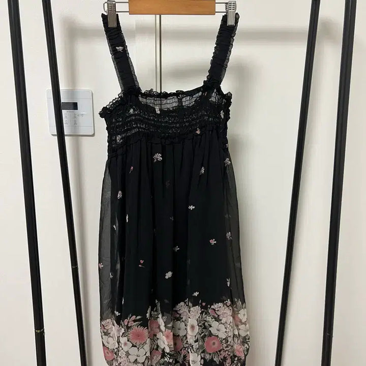[BUNJANG] Floral Print Chiffon Cami Dress / 블랙 꽃무늬 끈 원피스 쉬폰 캉캉원피스 886