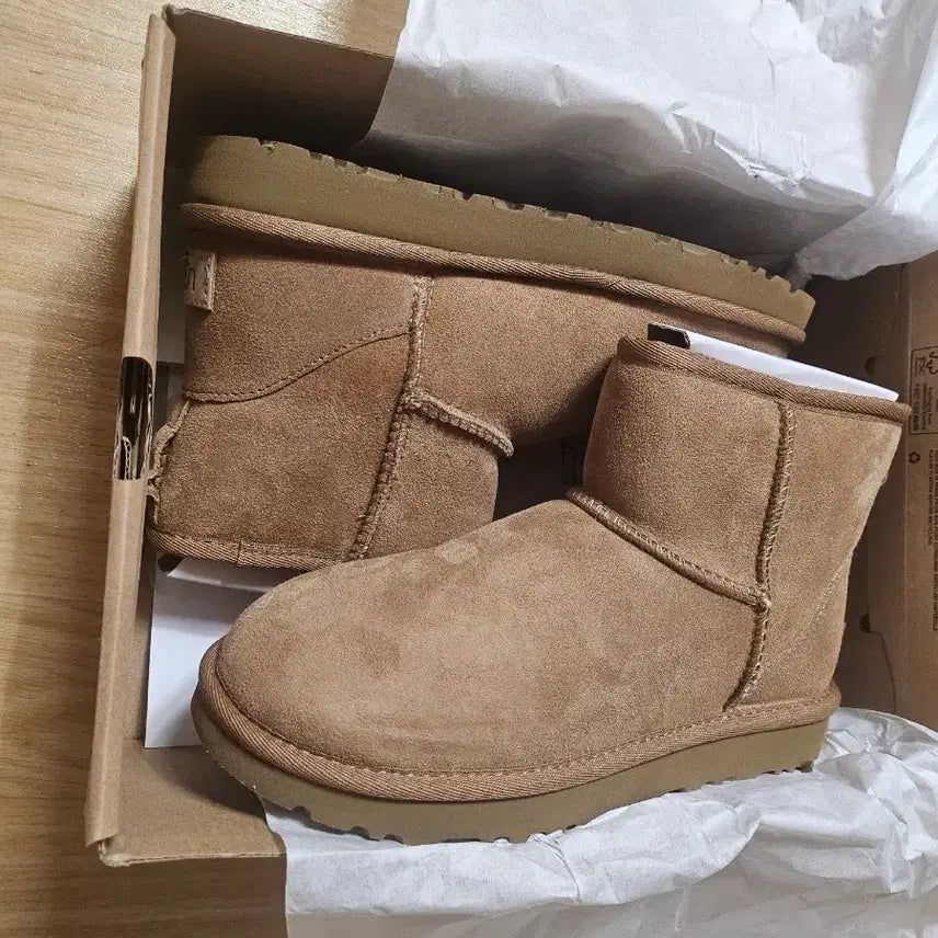 [BUNJANG] UGG Classic Mini Boots / 미국 어그 클래식 미니 새제품