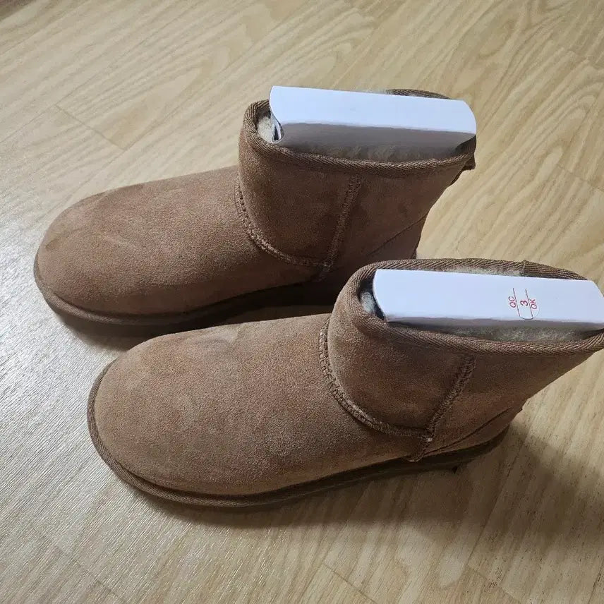 [BUNJANG] UGG Classic Mini Boots / 미국 어그 클래식 미니 새제품