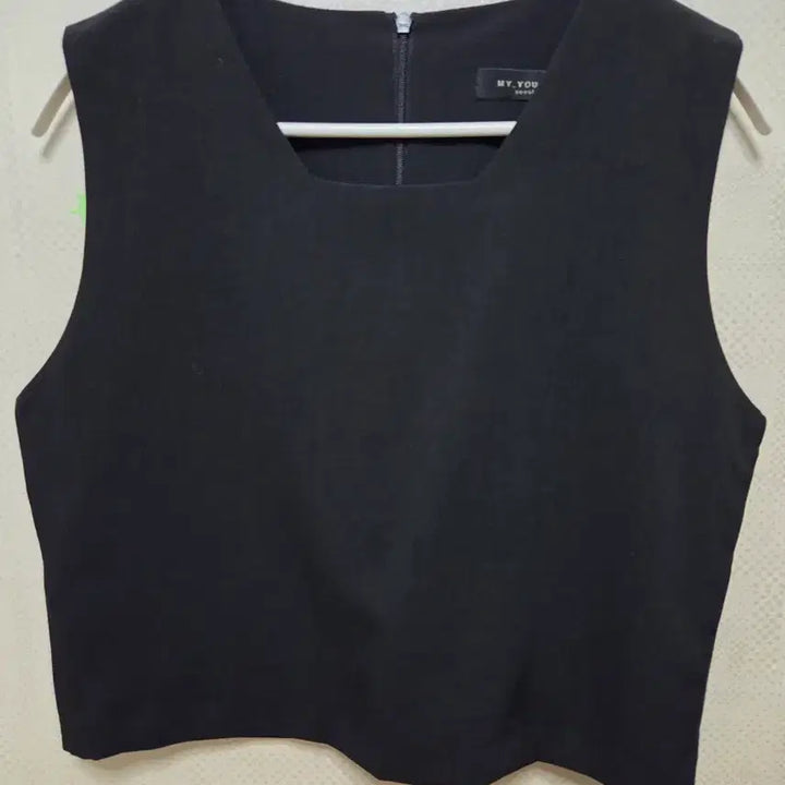 [BUNJANG] Black Sleeveless Set (S) / 민소매 셋업