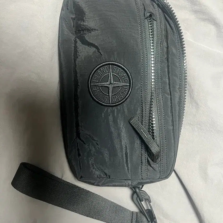 [BUNJANG] Stone Island Nylon Metal Bag / 스톤아일랜드 나일론 메탈 가방