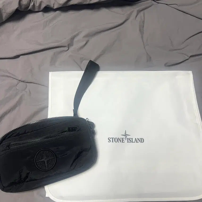 [BUNJANG] Stone Island Nylon Metal Bag / 스톤아일랜드 나일론 메탈 가방