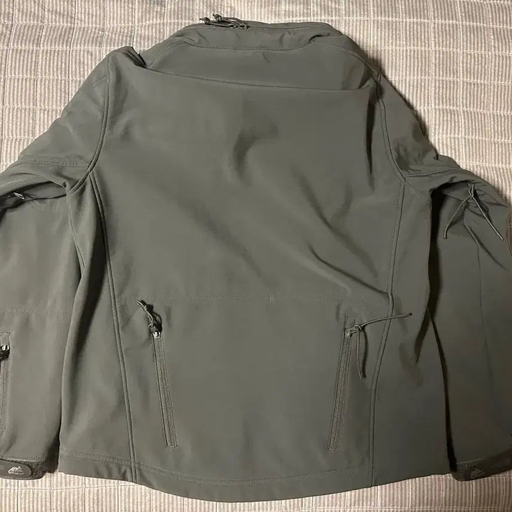 [BUNJANG] Helikon-Tex Gunfighter Softshell Jacket - M / 헬리콘텍스 건파이터 소프트쉘 M