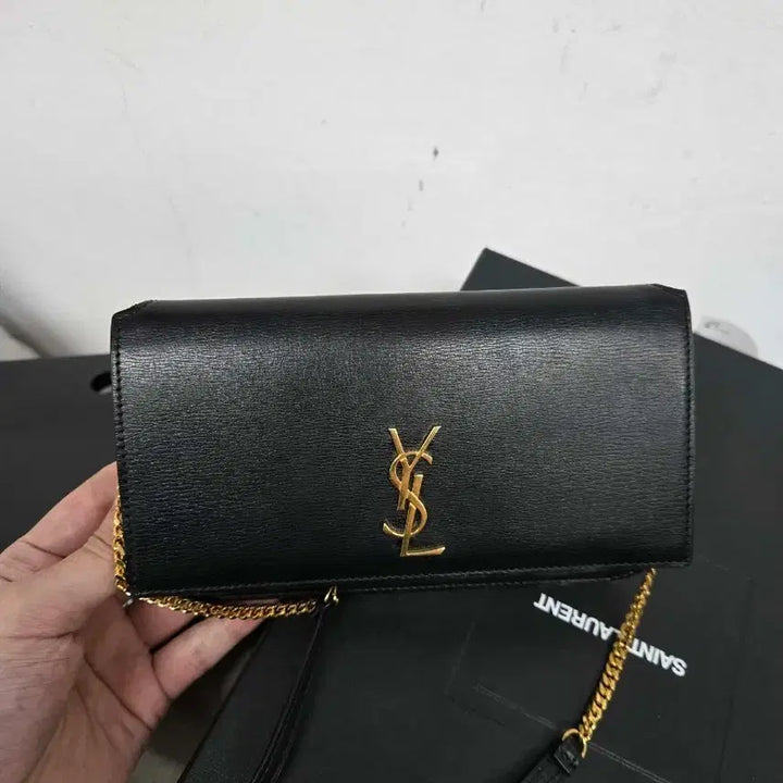 [BUNJANG] Yves Saint Laurent Genuine Phone Holder Bag A Grade / [정품][A급] 입생로랑 폰홀더백