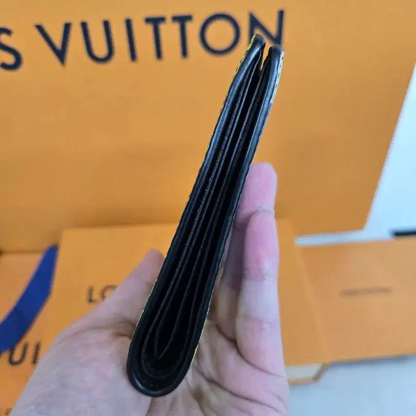 [BUNJANG] Louis Vuitton Taurillon Leather Wallet / [정품][A급] 루이비통 토뤼옹 반지갑
