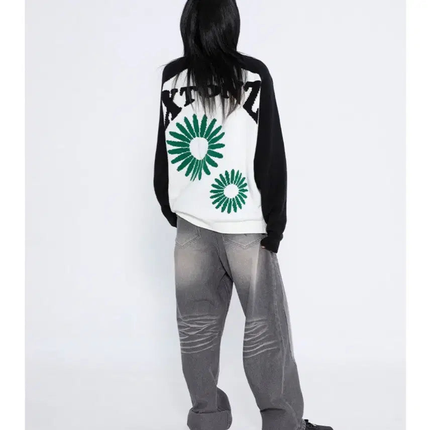 [BUNJANG] XTONZ Flower Raglan Knit Zip-up / 엑스톤즈 플라워 래글런 니트집업