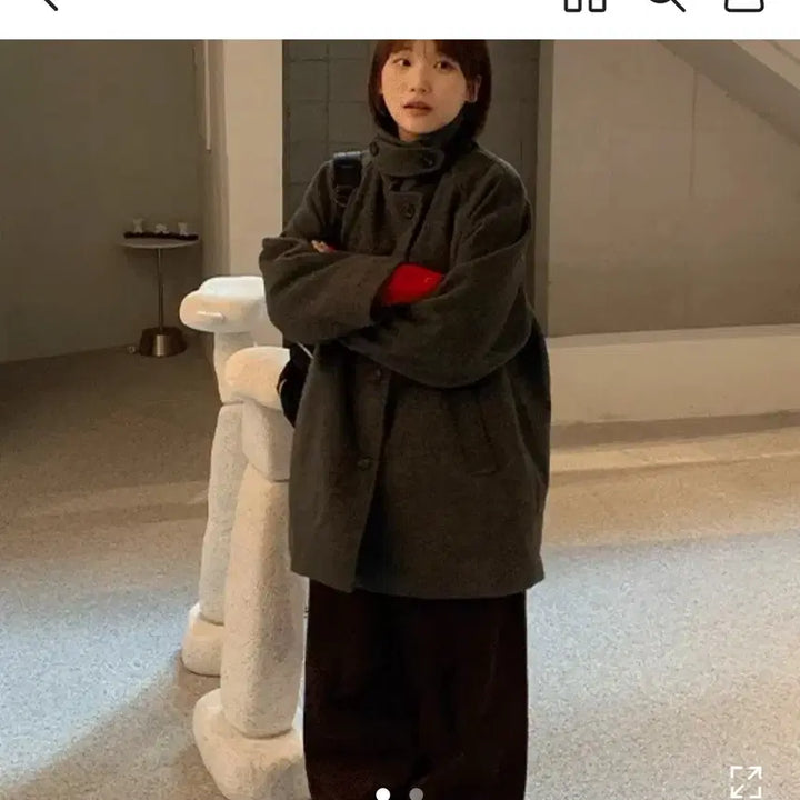 [BUNJANG] 에이블리 바온 하이넥 버튼 하프 코트 반코트 차콜 / 에이블리 바온 하이넥 버튼 하프 코트 반코트 차콜