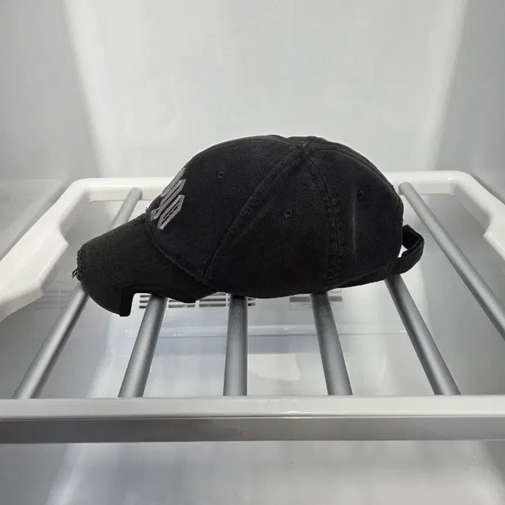 [SOLD OUT] 발렌시아가 노로고 볼캡
