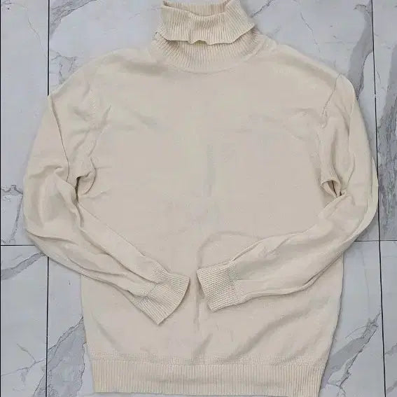 [BUNJANG] Ziozia Cashmere Blend Turtleneck Knit Ivory / 지오송지오 캐시미어 터틀넥 니트 아이보리