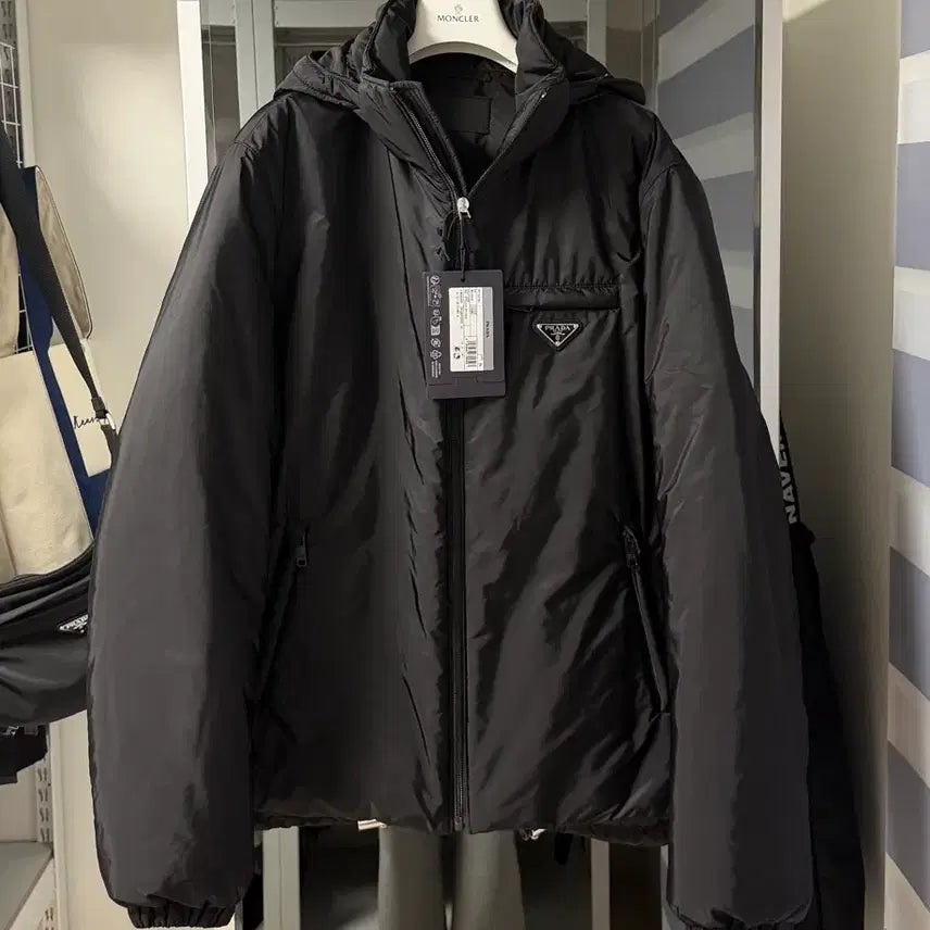 [BUNJANG] Prada SGN955 Padded Jacket (54) / 프라다 SGN955 패딩 54사이즈 25FW