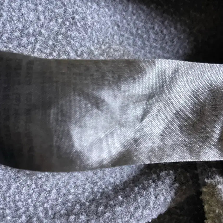 [BUNJANG] Travel Graphic Hoodie M Size / 트래블 그래픽 후드 티셔츠 m 사이즈