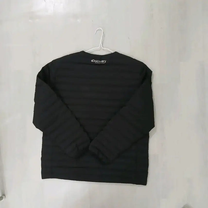 [BUNJANG] Discovery Black Lightweight Padded Jacket (Size 105) / 미사용 디스커버리 블랙 경량 패딩 자켓 정품 105