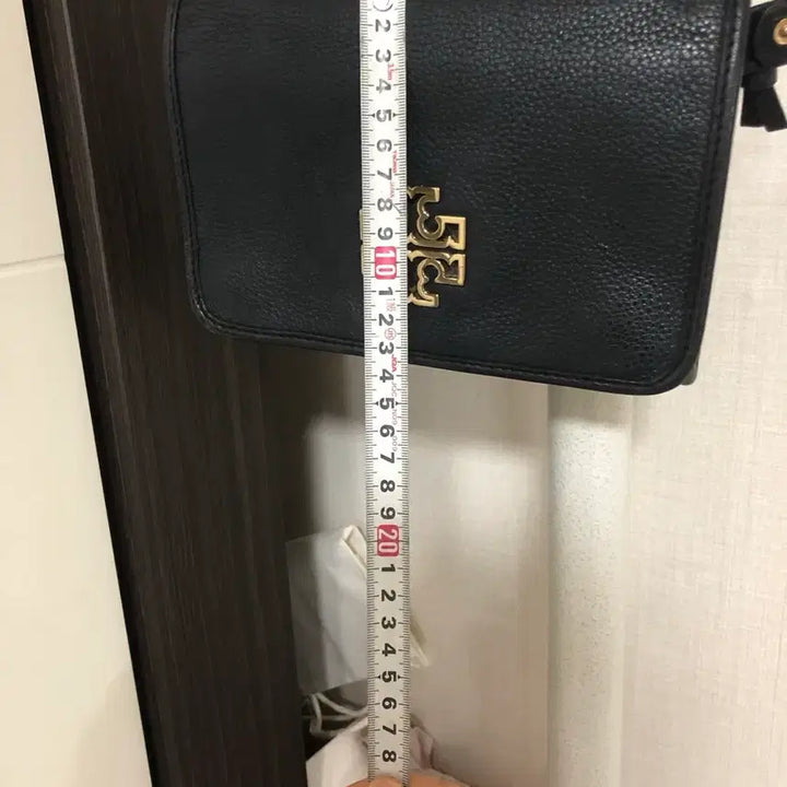 [BUNJANG] Tory Burch Black Leather Crossbody Bag / 토리버치 블랙 가죽 크로스백