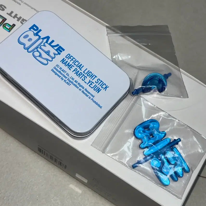 [BUNJANG] PLAVE Yejun Light Stick + Photocard Bundle Set / PLAVE 플레이브 응원봉 풀세트 + 예준 파츠 + 포카