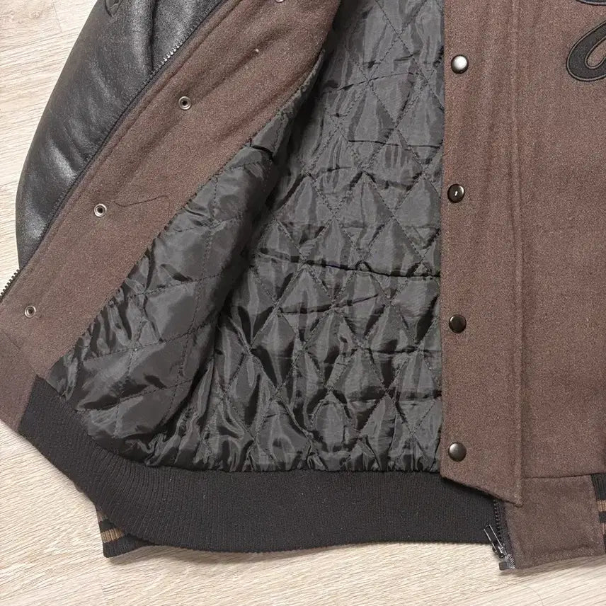 [BUNJANG] Vintage Brown Stadium Varsity Jacket with Leather Sleeves / 빈티지 브라운 갈색 스타디움 바시티 누빔 자켓