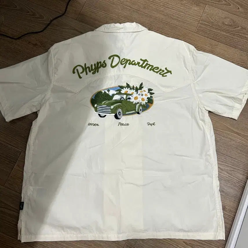 [BUNJANG] Physical Department Short Sleeve Shirt / 피지컬 디파트먼트 반팔 셔츠
