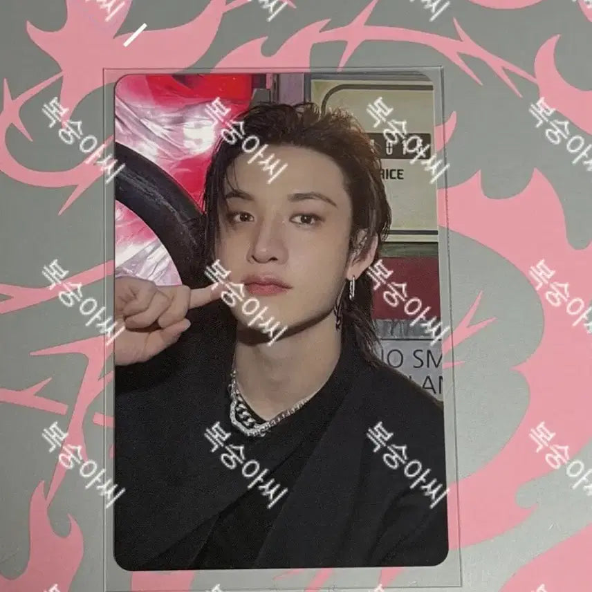 [BUNJANG] Do It Popup Store Bang Chan Photocard / 두잇 팝업스토어 후디 엠디 방찬 포카
