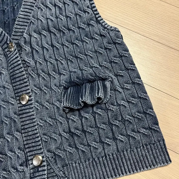 [BUNJANG] Lucky Chouette Washed Cable Knit Vest Navy / 25년 럭키슈에뜨 워시드 케이블 니트 베스트 조끼 네이비 프릴 꽈배기