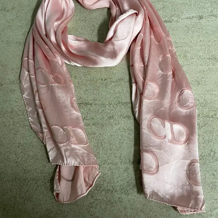 [BUNJANG] Christian Dior CD Logo Pink Silk Scarf / 150만원~>28만원(정품)크리스찬 디올 CD 로고 핑크 실크 스카프
