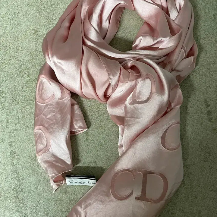 [BUNJANG] Christian Dior CD Logo Pink Silk Scarf / 150만원~>28만원(정품)크리스찬 디올 CD 로고 핑크 실크 스카프