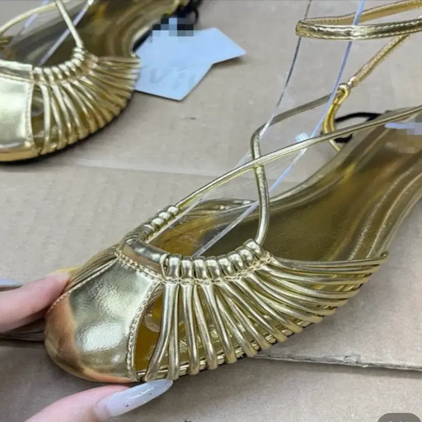 [BUNJANG] Gold Strap Sandals 230 / 골드 스트랩 샌들 230