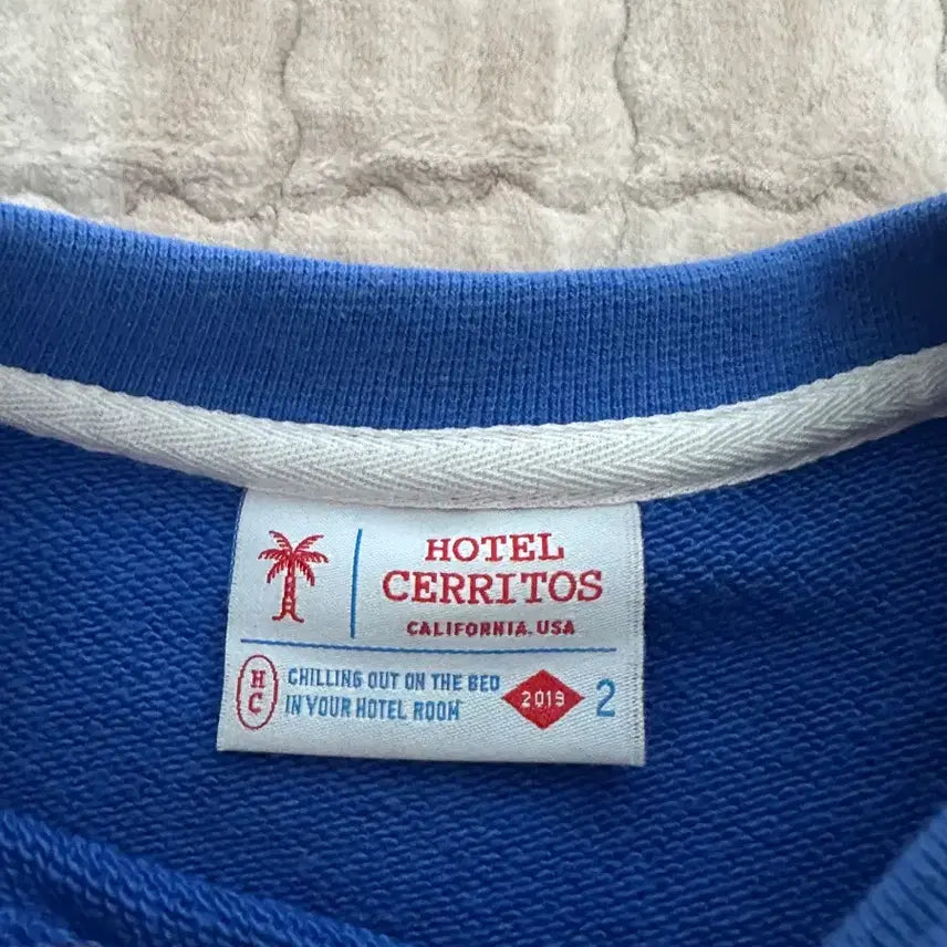 [BUNJANG] Hotel Seretohs Sweatshirt Size 2 / 호텔세리토스 맨투맨 2사이즈