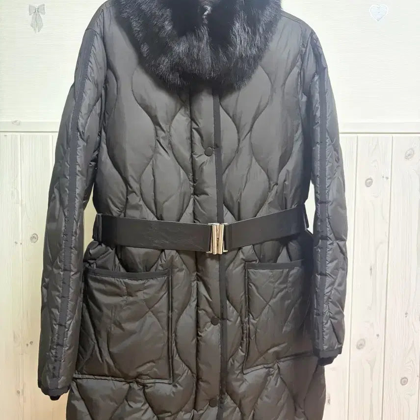 [BUNJANG] Black Fox Fur Collar Quilted Long Padded Coat / 블랙 퍼 카라 퀼팅 롱 패딩 코트