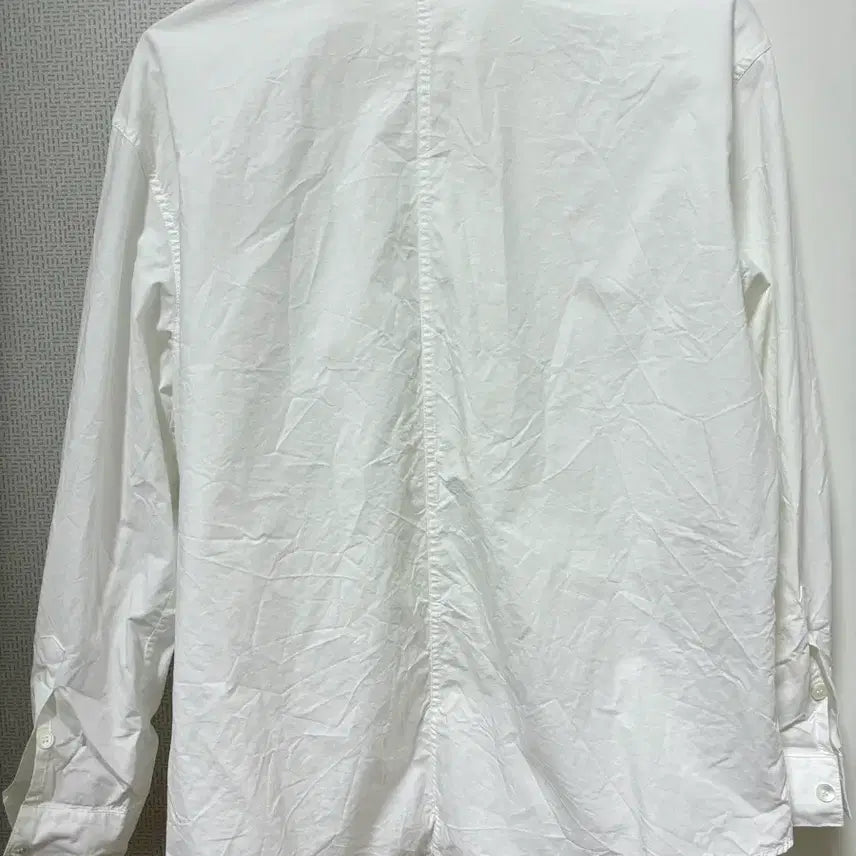 [BUNJANG] Kinda Beige Diane Shirt White / 킨다베이지 page 다이앤 셔츠 화이트