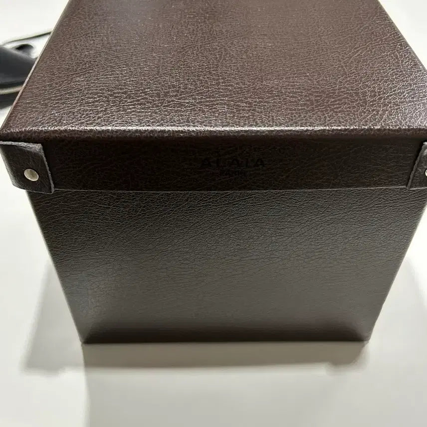 [BUNJANG] Alaïa Heart Bag / 솔로지옥5 김고은 하트백 제니 하트백 알라이아 하트백