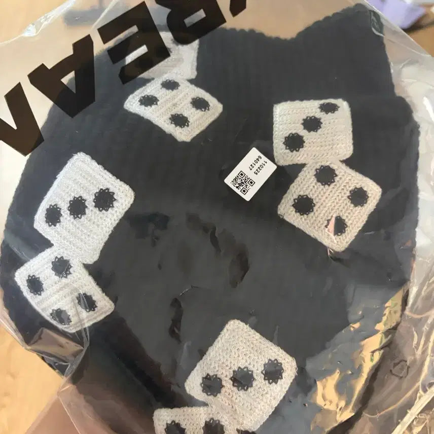 [BUNJANG] Stussy Dice Knit Bucket Hat Black / 스투시 다이스 니트 버킷햇 블랙