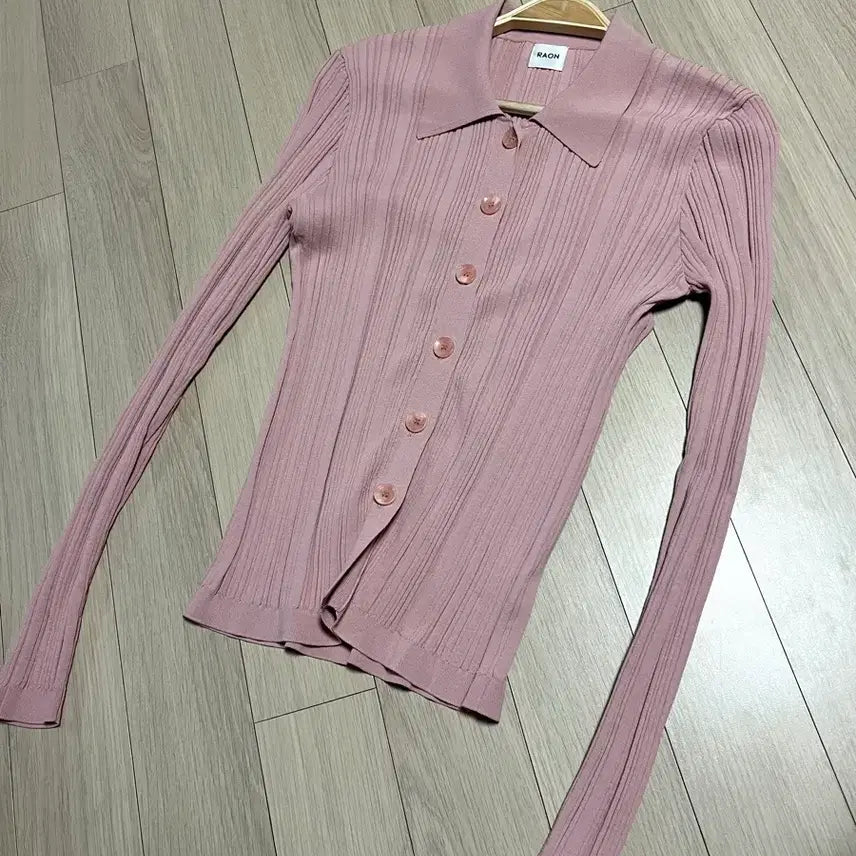 [BUNJANG] 라온 RAON 불규칙 리브 카라 가디건 핑크 골지 라온컴퍼니 뮤제라 / 라온 RAON 불규칙 리브 카라 가디건 핑크 골지 라온컴퍼니 뮤제라