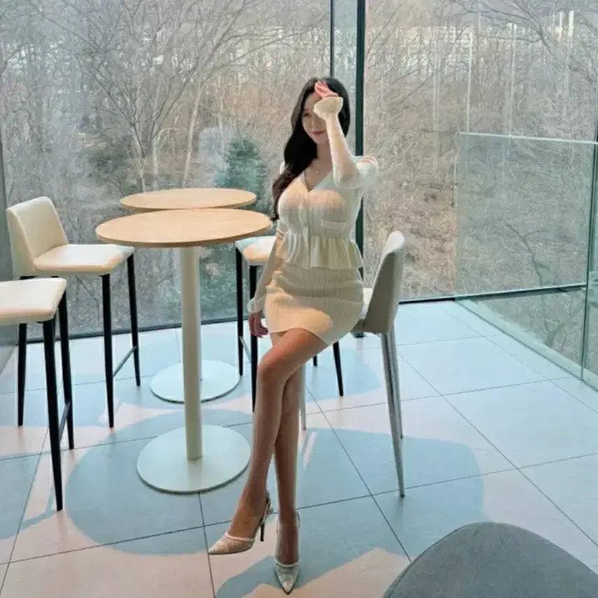 [BUNJANG] White H-Line Frill Knit Dress / (택포) 미착용 화이트원피스 H라인 프릴원피스 홀복 수입의류 니트원피스