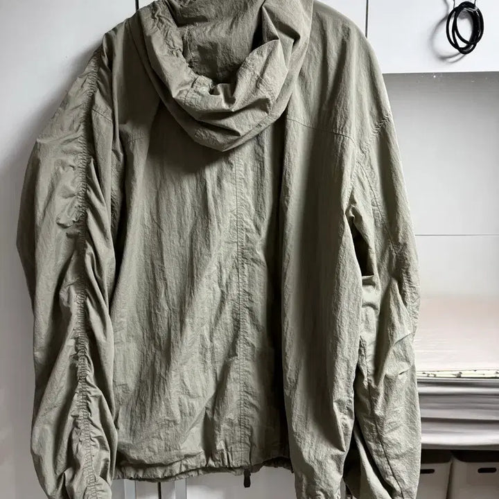 [BUNJANG] No.Manual SAIL WIND SHELL - SAND GRAY - L Size / 노매뉴얼 SAIL WIND SHELL - SAND GRAY - L사이즈