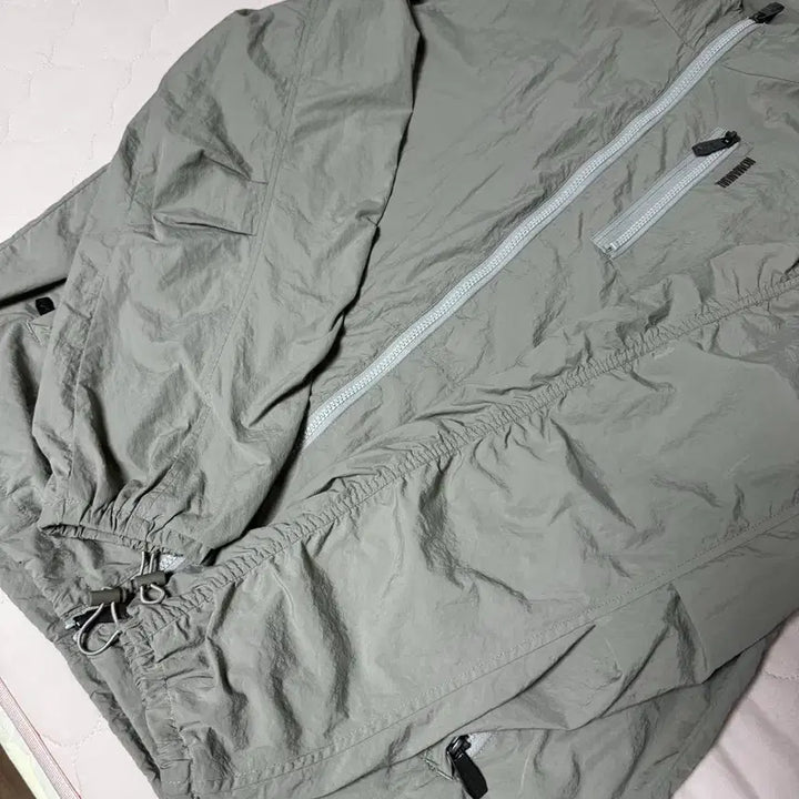 [BUNJANG] No.Manual SAIL WIND SHELL - SAND GRAY - L Size / 노매뉴얼 SAIL WIND SHELL - SAND GRAY - L사이즈