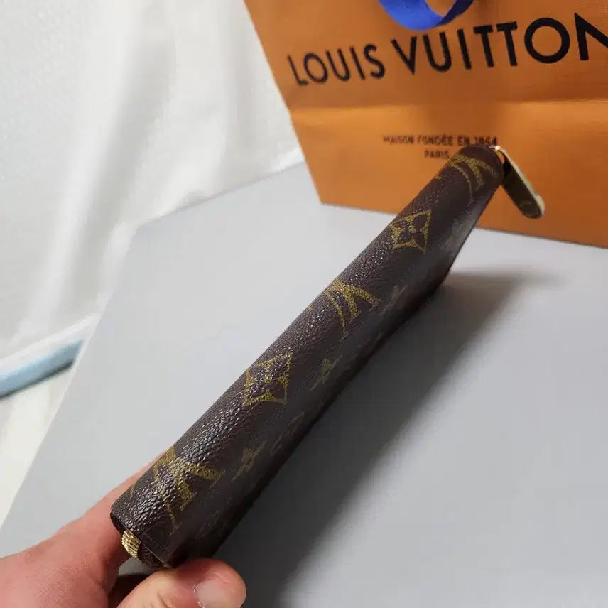 [BUNJANG] Louis Vuitton Monogram Wallet / (정품)루이비통 월릿 모노그램 지퍼.지퍼돌이 지갑.장지갑 판매합니다