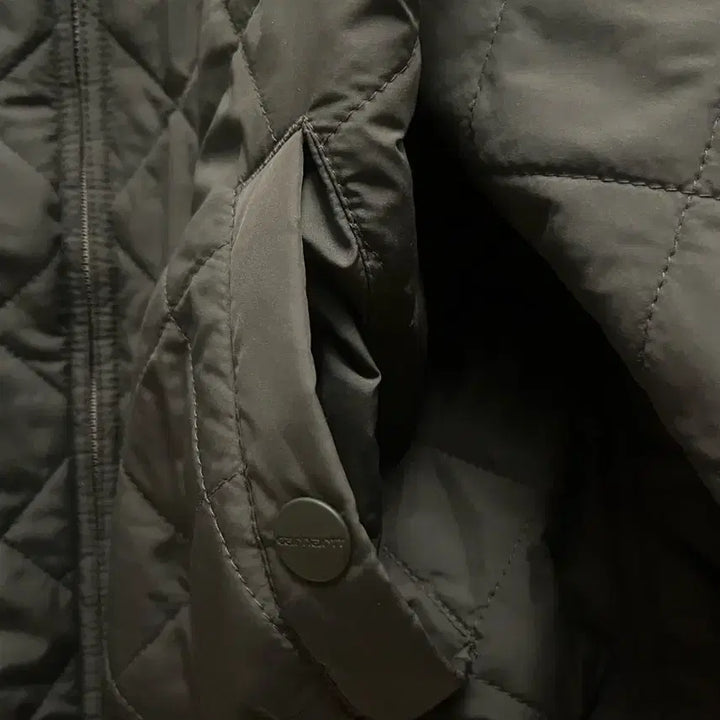 [BUNJANG] Carhartt Quilted Padded Jacket (S) / 칼하트 퀄팅패딩 S