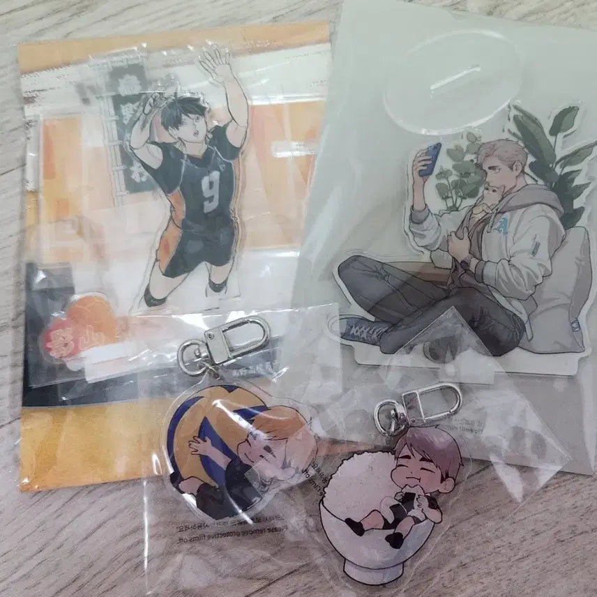 [BUNJANG] Haikyuu Kageyama, Miya Atsumu, Osamu Bundle Acrylic Stand and Keyring / 하이큐  카게야마 미야 아츠무 오사무 일괄 떨이 아크릴스탠드 키링