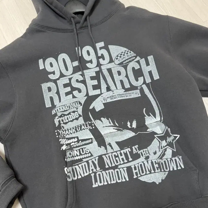 [SOLD OUT] 비바스튜디오 후드티 차콜 s