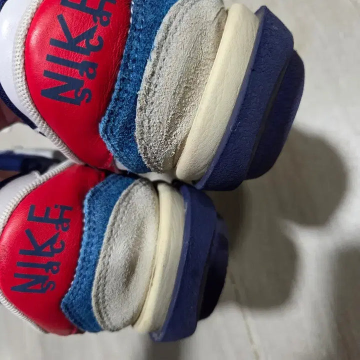 [BUNJANG] Nike Sacai Zoom Cortez SP White and University Red / 나이키 사카이 줌 코르테즈SP 화이트 앤 유니버시티 레드